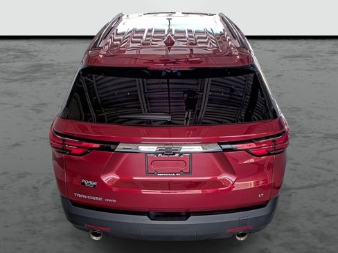 Certified 2023 Chevrolet Traverse LT w/ LT Premium Package AWD/4WD image 3