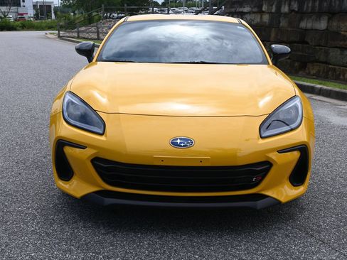 Used 2026 Subaru BRZ Series.Yellow RWD image 3