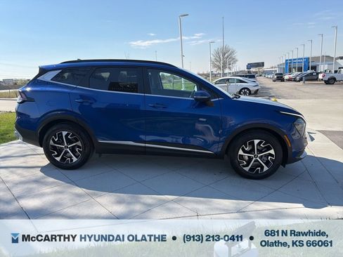 Used 2025 Kia Sportage EX w/ Premium Package FWD image 17
