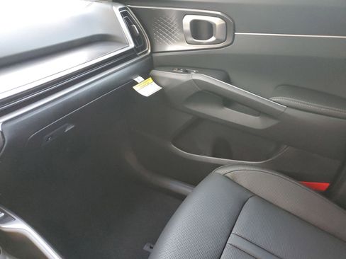 New 2026 Kia Sorento S FWD image 22