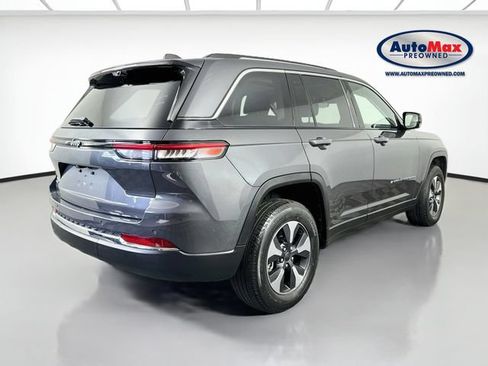 Used 2022 Jeep Grand Cherokee Limited 4xe w/ Luxury Tech Group II AWD/4WD image 2