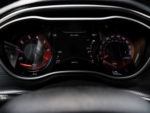 Used 2019 Dodge Challenger SRT Hellcat Redeye RWD image 14
