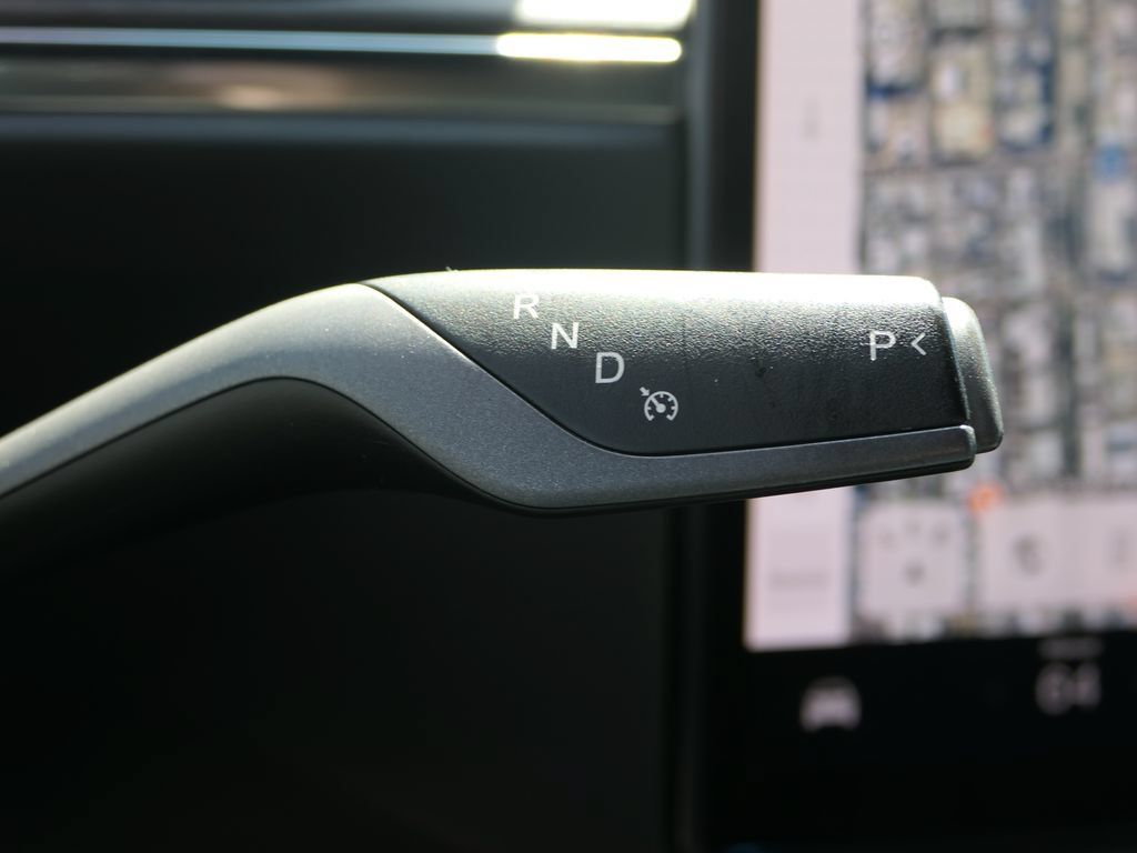 Used 2023 Tesla Model X AWD/4WD image 15