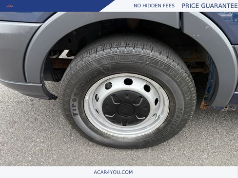 Used 2015 Ford Transit 250 148 Medium Roof RWD image 21