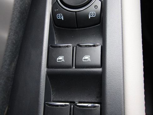 Used 2025 Ford Expedition Active AWD/4WD image 25