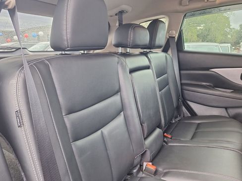 Used 2023 Nissan Murano SV image 28