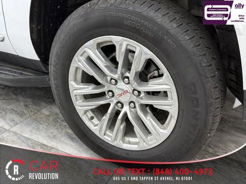 Used 2024 GMC Yukon XL SLT image 12