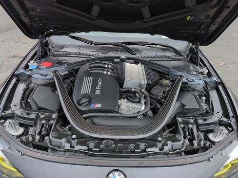 Used 2018 BMW M3 image 15