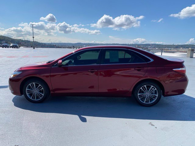Used 2017 Toyota Camry SE FWD image 5