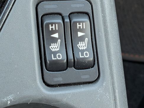 Used 2024 Subaru Crosstrek 2.5i Limited w/ Crosstrek Mirror Package image 22