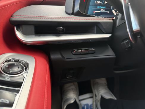 Used 2023 Chevrolet Corvette Stingray Preferred Cpe w/ 2LT image 18