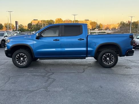 Used 2022 Chevrolet Silverado 1500 ZR2 image 12