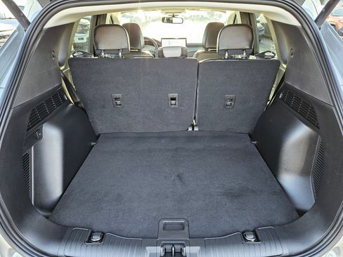 Used 2023 Ford Escape Platinum image 33