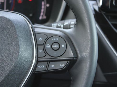 Certified 2025 Toyota Corolla XSE FWD image 30