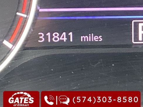 Used 2025 Nissan Sentra SV image 4