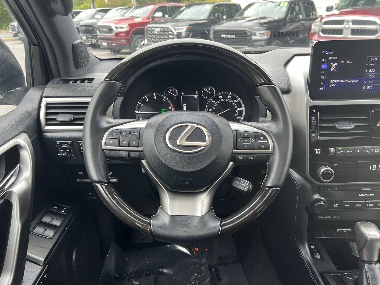 Used 2023 Lexus GX 460 Premium w/ Premium Package AWD/4WD image 16