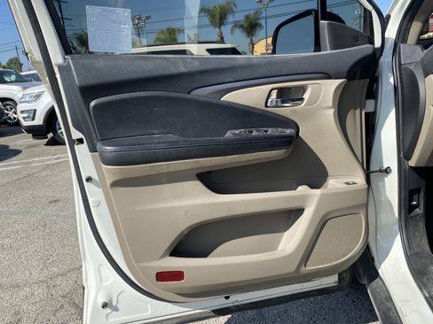 Used 2019 Honda Pilot EX image 15