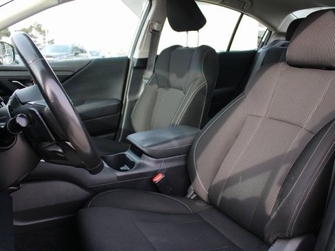 Used 2021 Subaru Legacy Premium image 10