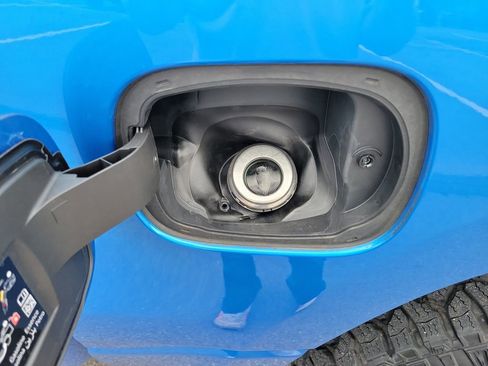 Used 2025 RAM 1500 Classic Warlock image 33