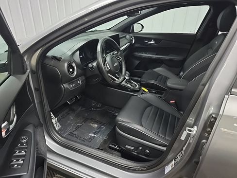 Used 2024 Kia Forte GT-Line w/ GT-Line Premium Package FWD image 30