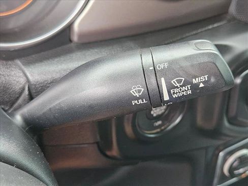 Used 2018 Jeep Wrangler Unlimited Sport image 16