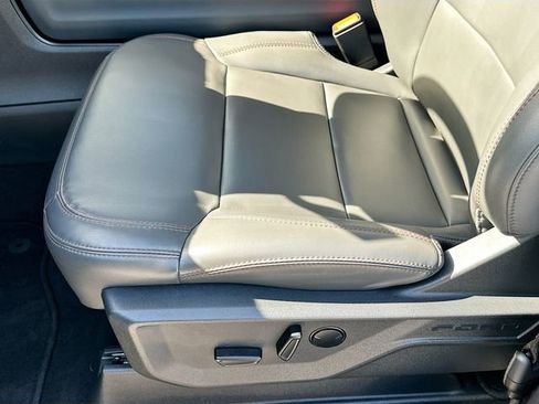 Used 2025 Ford Expedition Max Active image 19