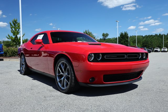 Used 2023 Dodge Challenger SXT w/ Plus Package RWD image 3