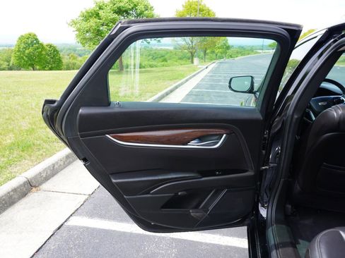 Used 2016 Cadillac XTS Luxury FWD image 22