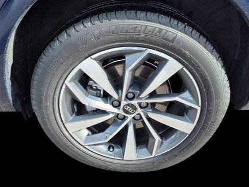Used 2023 Audi Q5 2.0T Premium Plus w/ Premium Plus Package AWD/4WD image 6