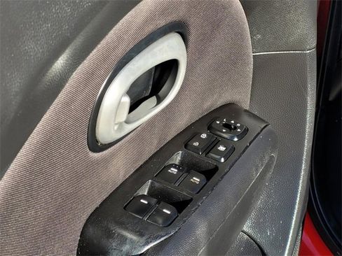 Used 2016 Kia Soul + image 16