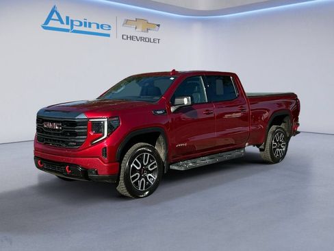 Used 2024 GMC Sierra 1500 AT4 w/ Technology Package AWD/4WD image 1