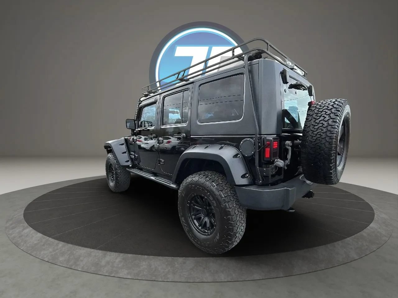 Used 2010 Jeep Wrangler Unlimited Sport w/ Trailer Tow Group AWD/4WD image 9