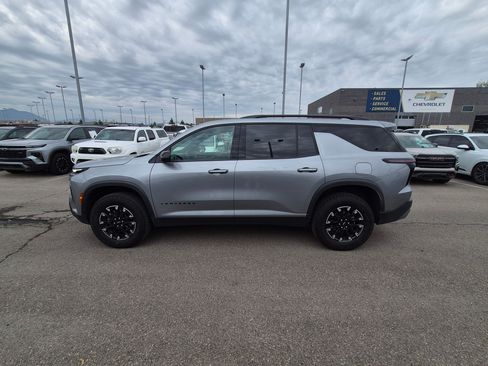 Used 2025 Chevrolet Traverse Z71 AWD/4WD image 7
