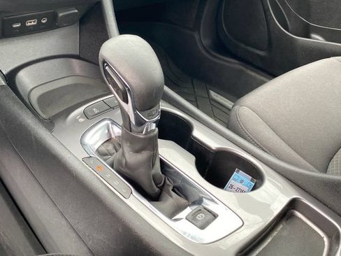 Used 2024 Chevrolet Malibu LS w/ LPO, Floor Liner Package FWD image 13