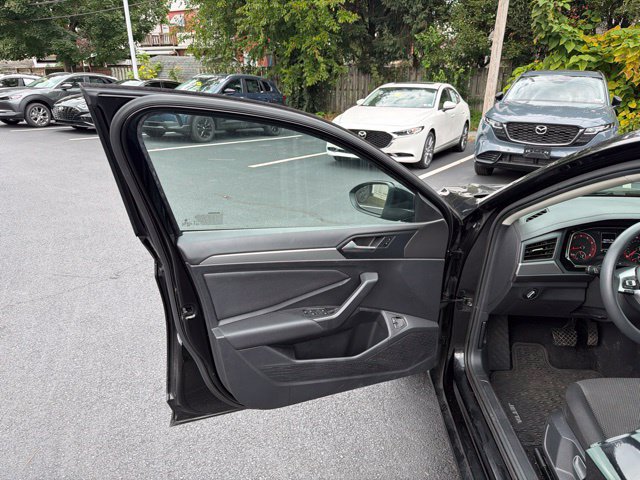 Used 2021 Volkswagen Jetta S FWD image 17