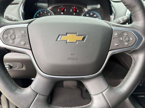 Certified 2023 Chevrolet Traverse LT FWD image 16