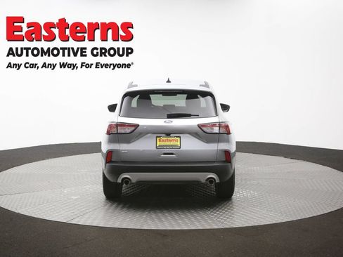 Used 2022 Ford Escape SE FWD image 38