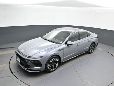 Certified 2025 Hyundai Sonata SEL image 35