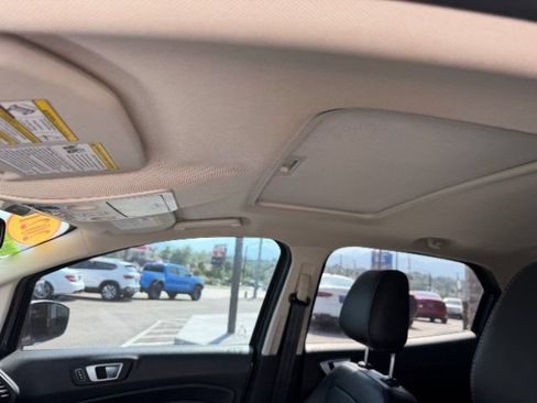 Used 2021 Ford EcoSport Titanium FWD image 26