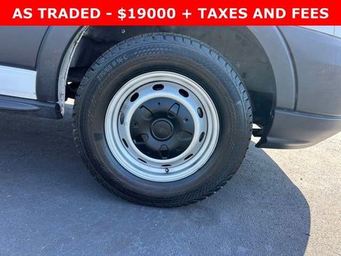 Used 2018 Ford Transit 250 148 Medium Roof RWD image 8