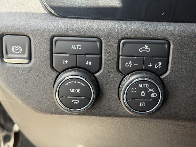 Used 2023 Chevrolet Silverado 1500 RST w/ Protection Package AWD/4WD image 25