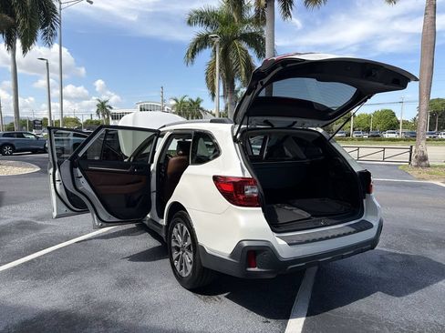 Used 2019 Subaru Outback 2.5i Touring AWD/4WD image 20
