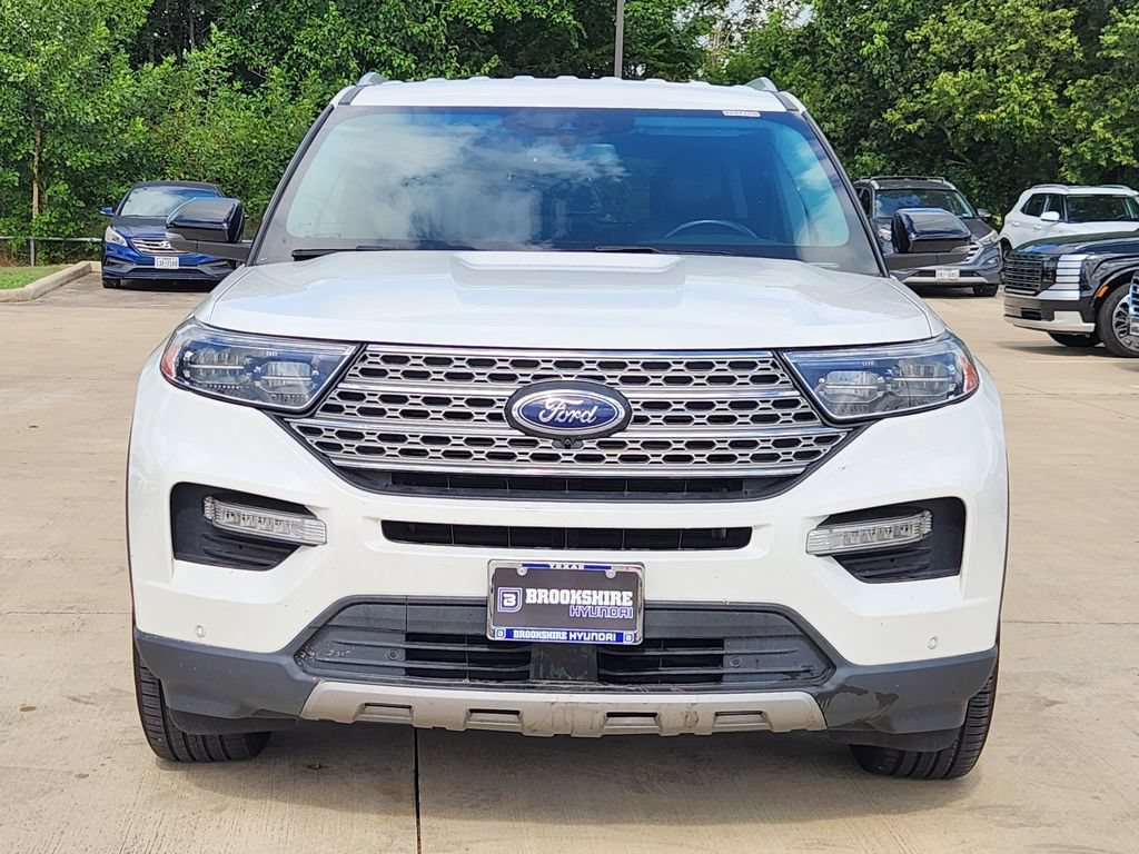 Used 2022 Ford Explorer Limited w/ Equipment Group 301A RWD image 2