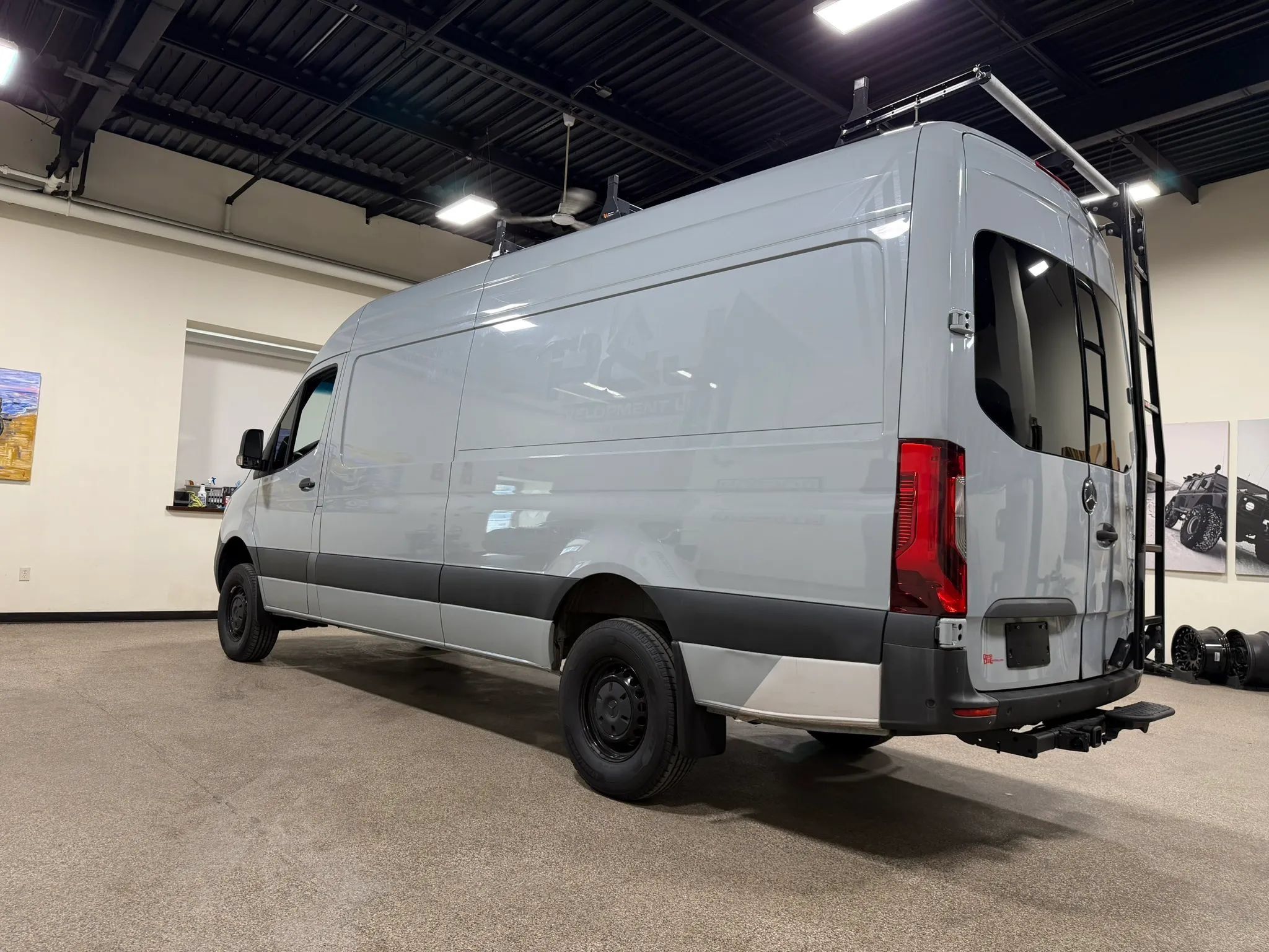 Used 2022 Mercedes-Benz Sprinter 2500 image 9