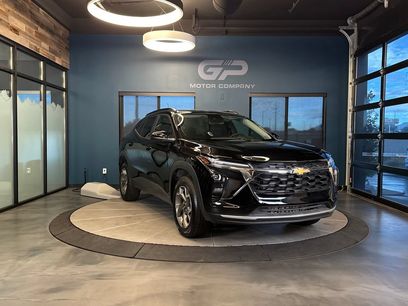 Used 2025 Chevrolet Trax LT w/ LT Convenience Package