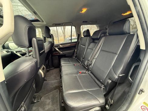 Used 2011 Lexus GX 460 Premium image 21