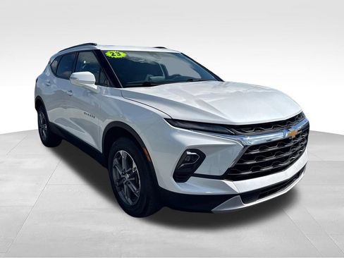 Used 2023 Chevrolet Blazer LT w/ LPO, Floor Liner Package FWD image 18