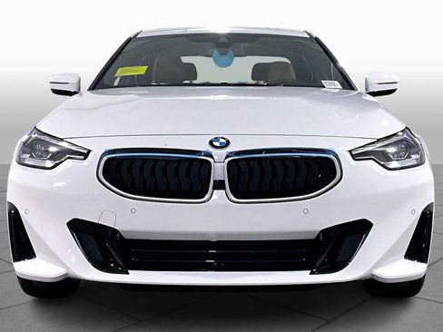 New 2025 BMW 230i xDrive Coupe w/ Convenience Package AWD/4WD image 2
