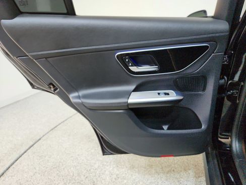 Certified 2024 Mercedes-Benz GLC 300 4MATIC image 20