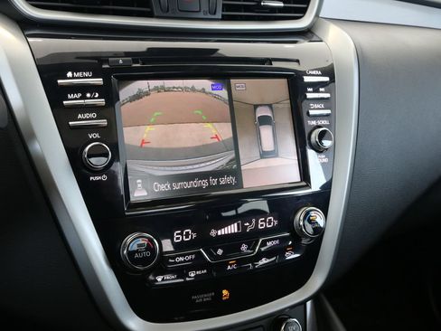 Used 2020 Nissan Murano SL w/ Moonroof Package AWD/4WD image 17